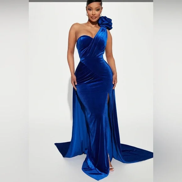 Fashion Nova | Dresses | Fashion Nova Nwt Royal Blue Rosalia Stretch Velvet  Maxi Dress Size 2x | Poshmark